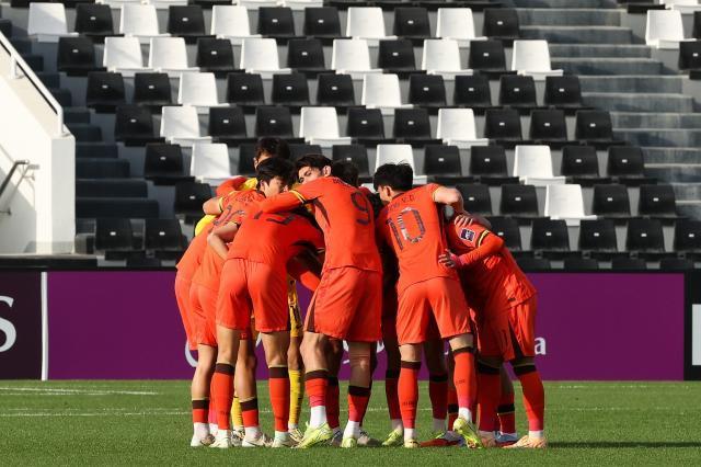 世界杯官方直播平台-【早报】今晚对阵乌兹别克斯坦！U23小伙子们加油！